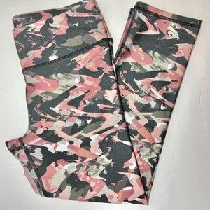 Fabletics PowerHold Mid Rise Capri Leggings Womens XS Terracotta Camo Cropped